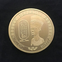 Учитај слику у прегледач галерије, Чврста египатска Нефертити фигура утиснута колекција пригодни поклон новчића