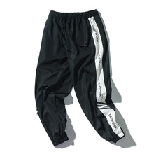 Cargar imagen en el visor de la galería, FGKKS, pantalones de chándal informales de marca a la moda para hombre, nueva tendencia urbana, pantalones con cordón estampado para hombre, pantalones hasta el tobillo de Hip Hop para hombre