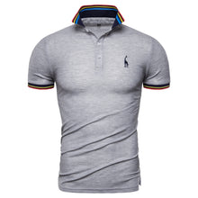 Cargar imagen en el visor de la galería, Dropshipping 2019 nuevo Polo de algodón de verano para hombre, Polo de manga corta con bordado de ciervo sólido, Polo a la moda para hombre, camisas de jirafa para hombre