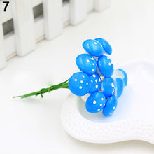 Cargar imagen en el visor de la galería, 10 piezas Mini hongo falso para mini macetas Hada DIY decoración jardín casa de muñecas

