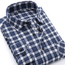 Cargar imagen en el visor de la galería, BOLUBAO, camisas informales de marca de calidad para hombre, Tops de otoño e invierno, nueva camisa a cuadros de algodón para hombre, camisa cómoda y cálida de manga larga para hombre
