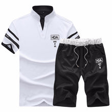 Cargar imagen en el visor de la galería, BOLUBAO conjuntos para hombre a estrenar 2019, chándal de verano para hombre, ropa para hombre de manga corta + Pantalones cortos, conjunto estampado de 2 piezas para hombre
